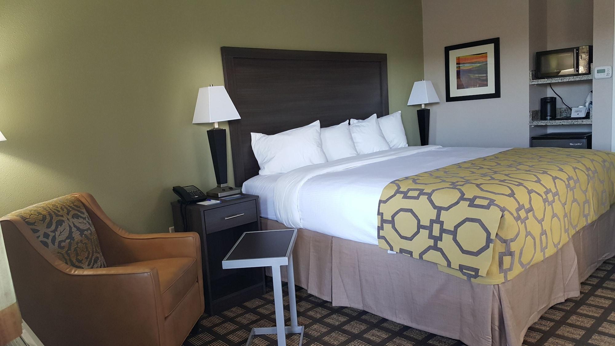Baymont By Wyndham Clarksville Bagian luar foto