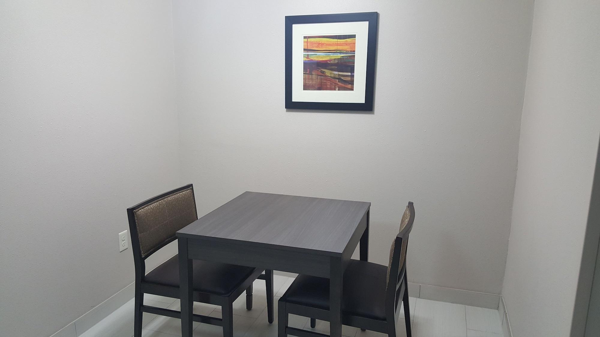 Baymont By Wyndham Clarksville Bagian luar foto